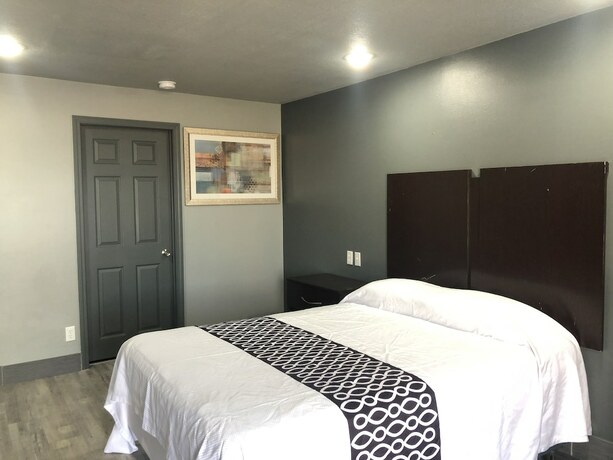 Imagen de la habitación del Hotel Budget Inn Valparaiso Niceville EglinAFB. Foto 19