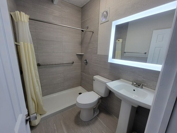 Imagen general del Hotel Budget Inn Winter Haven, Winter Haven. Foto 1