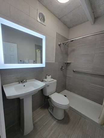 Imagen general del Hotel Budget Inn Winter Haven, Winter Haven. Foto 3