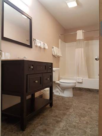 Imagen de la habitación del Hotel Budget Inn & Suites. Foto 16