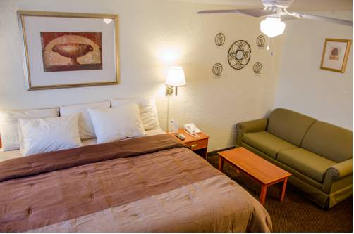 Imagen de la habitación del Hotel Budget Inn and Suites Colby. Foto 12