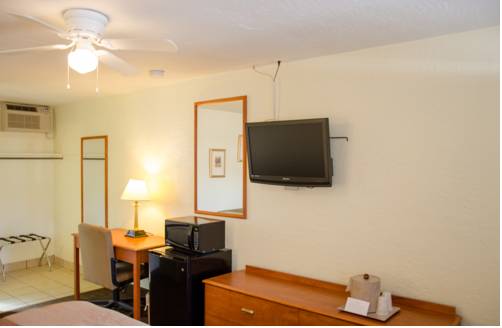 Imagen de la habitación del Hotel Budget Inn and Suites Colby. Foto 15