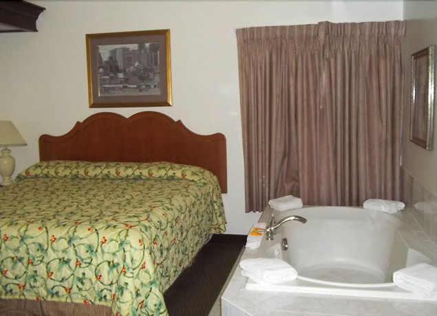 Imagen de la habitación del Hotel Budget Inn and Suites, Des Moines. Foto 6