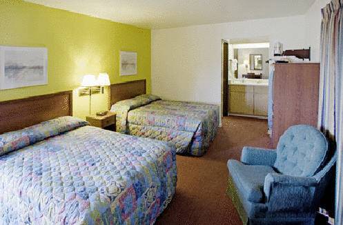 Imagen de la habitación del Hotel Budget Inn and Suites, Stockton. Foto 6