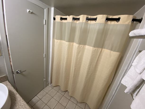 Imagen de la habitación del Hotel Budget Inn of Hayward. Foto 15