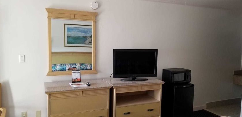 Imagen de la habitación del Hotel Budget Lodge, Newport News. Foto 5