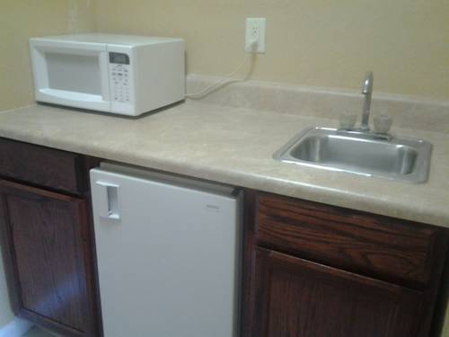 Imagen de la habitación del Hotel Budget Lodge Of Mount Dora. Foto 4