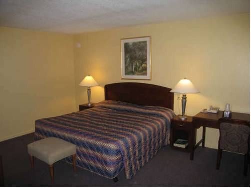 Imagen de la habitación del Hotel Budget Lodge Of Mount Dora. Foto 13