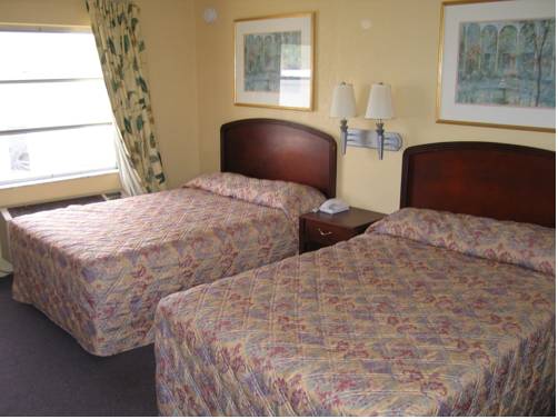 Imagen de la habitación del Hotel Budget Lodge Of Mount Dora. Foto 14