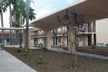 Imagen de los exteriores del Hotel Budget Lodge, San Bernardino. Foto 4