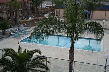 Imagen de los exteriores del Hotel Budget Lodge, San Bernardino. Foto 6