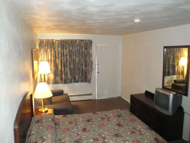 Imagen de la habitación del Hotel Budget Motel. Foto 13