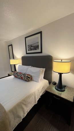 Imagen de la habitación del Hotel Budget Motel, Gilroy. Foto 3