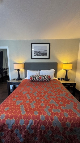 Imagen de la habitación del Hotel Budget Motel, Gilroy. Foto 7