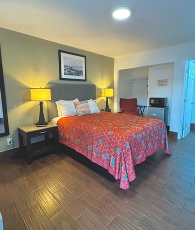 Imagen de la habitación del Hotel Budget Motel, Gilroy. Foto 12