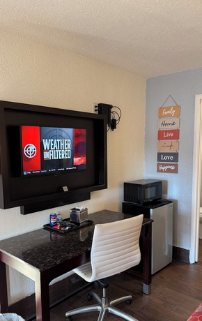 Imagen de la habitación del Hotel Budget Motel, Gilroy. Foto 13