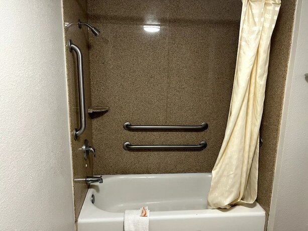 Imagen general del Hotel Budget Plaza Motel. Foto 4