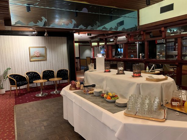 Imagen del bar/restaurante del Hotel Budget Raahe. Foto 4