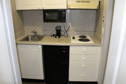 Imagen de la habitación del Hotel Budgetel Inn And Suites Atlanta Midtown. Foto 10