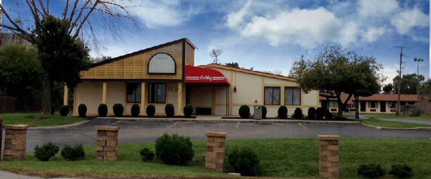 Imagen general del Hotel Budgetel Inn And Suites. Foto 1