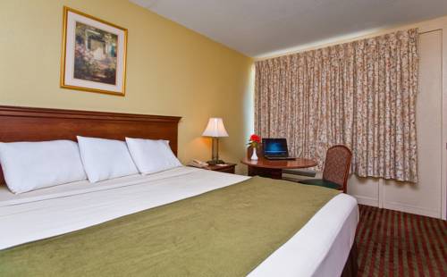Imagen de la habitación del Hotel Budgetel Inn & Suites-downtown. Foto 3