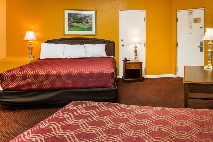 Imagen de la habitación del Hotel Budgetel Inn and Suites, Augusta. Foto 8