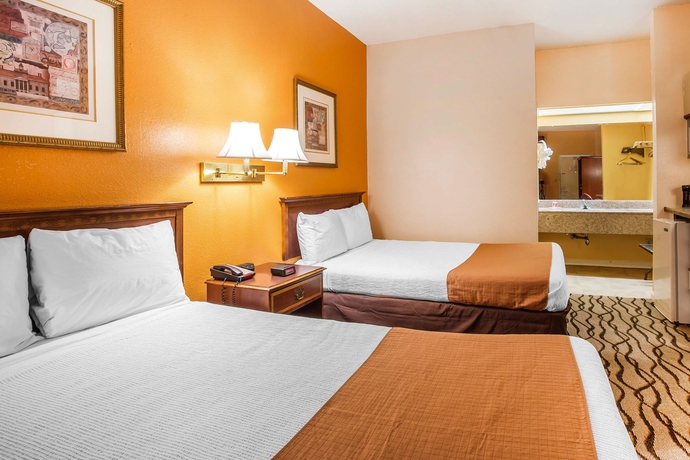 Imagen de la habitación del Hotel Budgetel Inn and Suites, Augusta. Foto 12