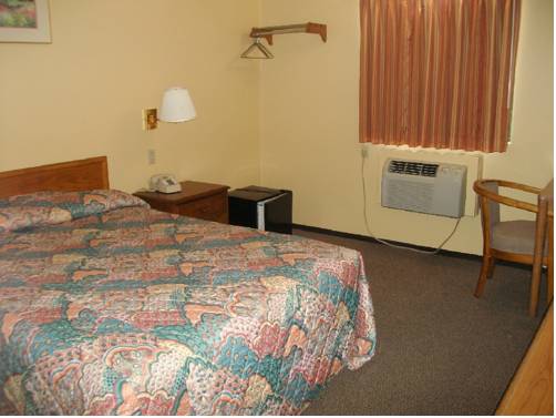 Imagen de la habitación del Hotel Budgetel Inn and Suites, Fort Scott. Foto 1
