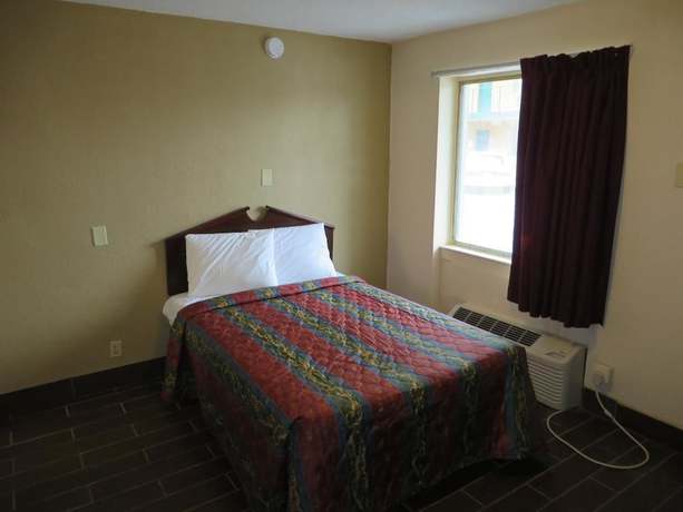 Imagen de la habitación del Hotel Budgetel Inn and Suites, Louisville. Foto 2