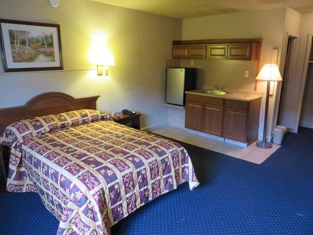 Imagen de la habitación del Hotel Budgetel Inn and Suites, Louisville. Foto 8