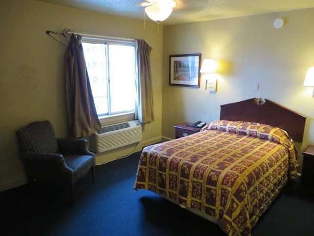 Imagen de la habitación del Hotel Budgetel Inn and Suites, Louisville. Foto 15