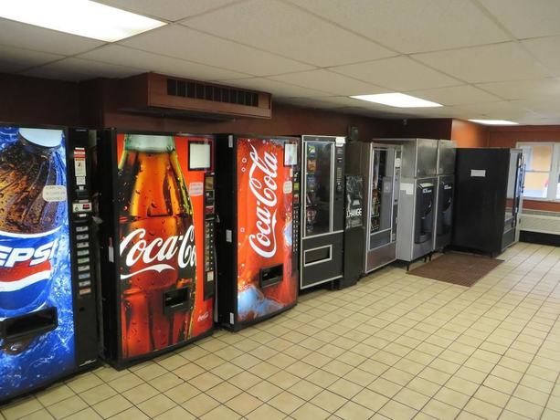 Imagen de los interiores del Hotel Budgetel Inn and Suites, Louisville. Foto 20