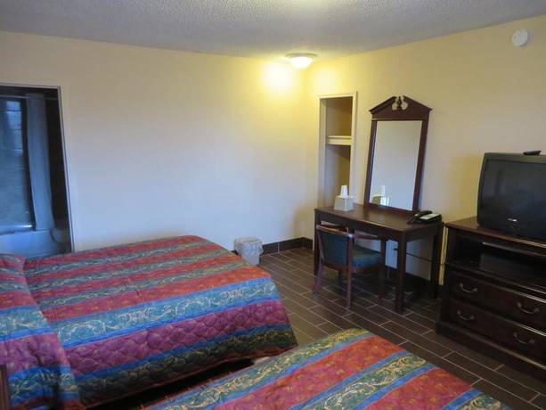 Imagen de la habitación del Hotel Budgetel Inn and Suites, Louisville. Foto 18