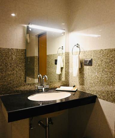 Imagen de la habitación del Hotel Budhha Heritage Resort. Foto 17