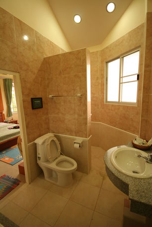 Imagen de la habitación del Hotel Budsaba Resort and Spa. Foto 6