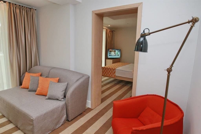 Imagen de la habitación del Hotel Budva. Foto 2