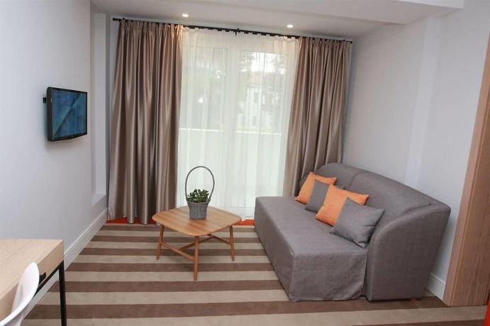 Imagen de la habitación del Hotel Budva. Foto 16