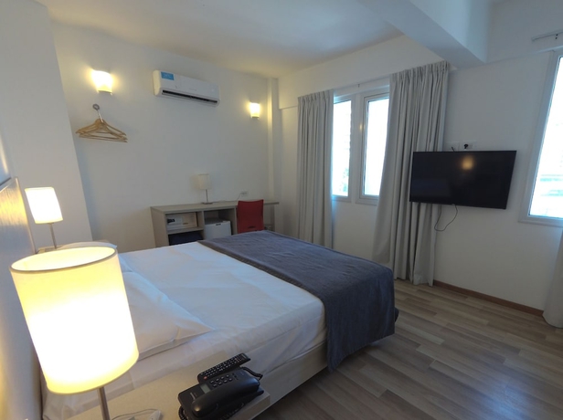 Imagen de la habitación del Hotel Buen Pastor Capuchinos. Foto 13