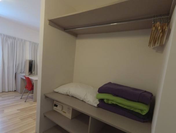 Imagen de la habitación del Hotel Buen Pastor Capuchinos. Foto 16