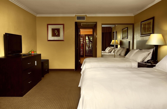 Imagen de la habitación del Hotel Buena Park Grand Hotel and Suites. Foto 4