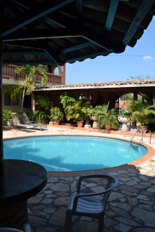 Imagen de la piscina del Hotel Buena Vista, Copan Ruinas. Foto 13