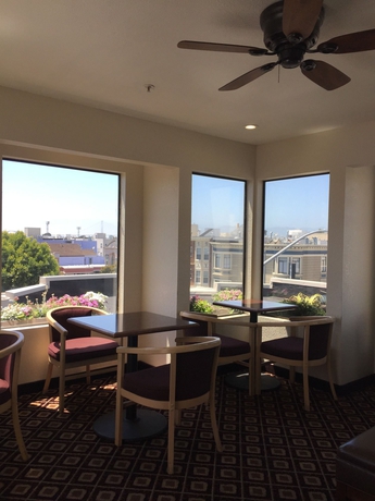 Imagen de los interiores del Hotel Buena Vista Motor Inn. Foto 7