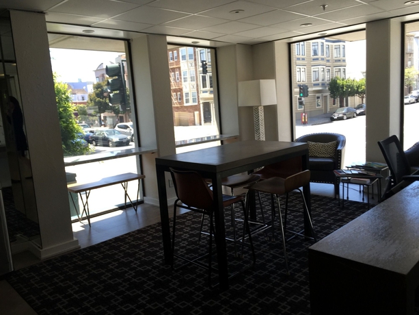 Imagen de los interiores del Hotel Buena Vista Motor Inn. Foto 9