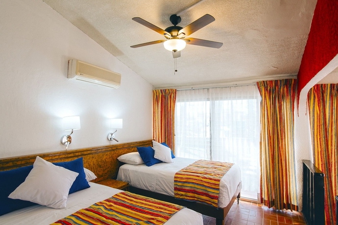 Imagen de la habitación del Hotel Buena Vista Oceanfront and Hot Springs Resort. Foto 2