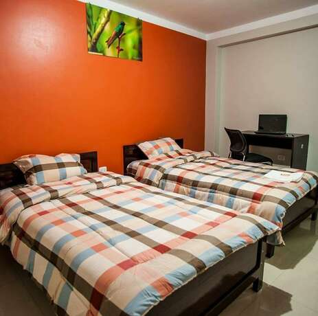 Imagen de la habitación del Hotel Buenas Noches. Foto 17