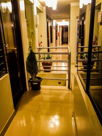 Imagen de los interiores del Hotel Buenas Noches. Foto 19