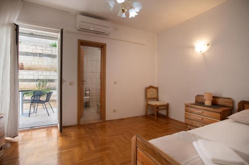 Imagen de la habitación del Hotel Buenavista Beach House Trogir. Foto 17