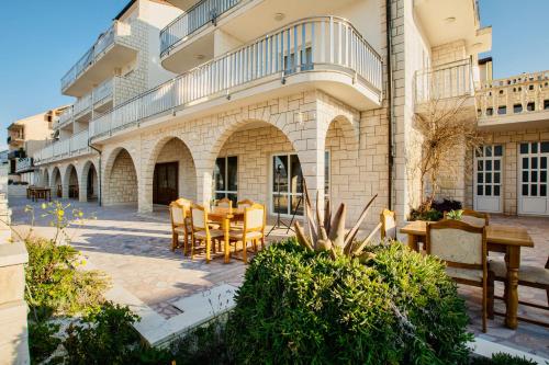 Imagen general del Hotel Buenavista Beach House Trogir. Foto 10
