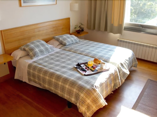 Imagen de la habitación del Hotel Buenavista San Sebastian. Foto 10