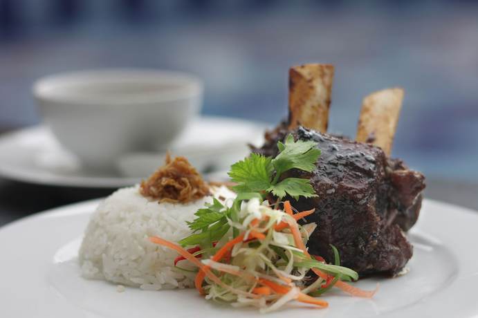 Imagen del bar/restaurante del Hotel Bueno Colombo Hotel. Foto 5